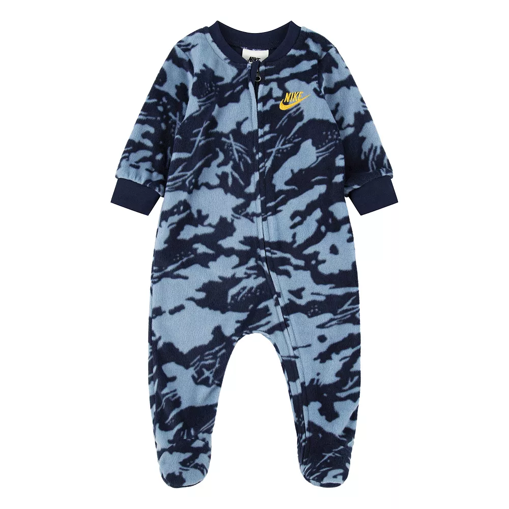 Baby Nike Camo Fleece Sleep & Play 4 Baby Nike Camo Fleece Sleep & Play - Image 2