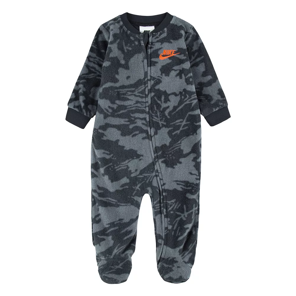 Baby Nike Camo Fleece Sleep & Play 3 Baby Nike Camo Fleece Sleep & Play